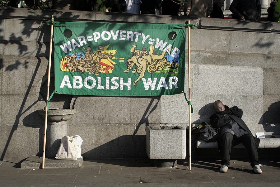 'London - A City and its People' - Climate Change Demo Trafalgar Square 6th November 2006 - A photographic study by Christopher John Ball - Photographer and Writer