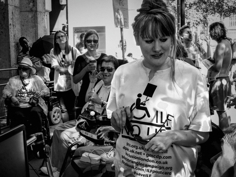 How DPAC celebrated Independent Living Day with an 'Independent Living Tea Party' 4th July 2014 How DPAC celebrated Independent Living Day with an 'Independent Living Tea Party' 4th July 2014